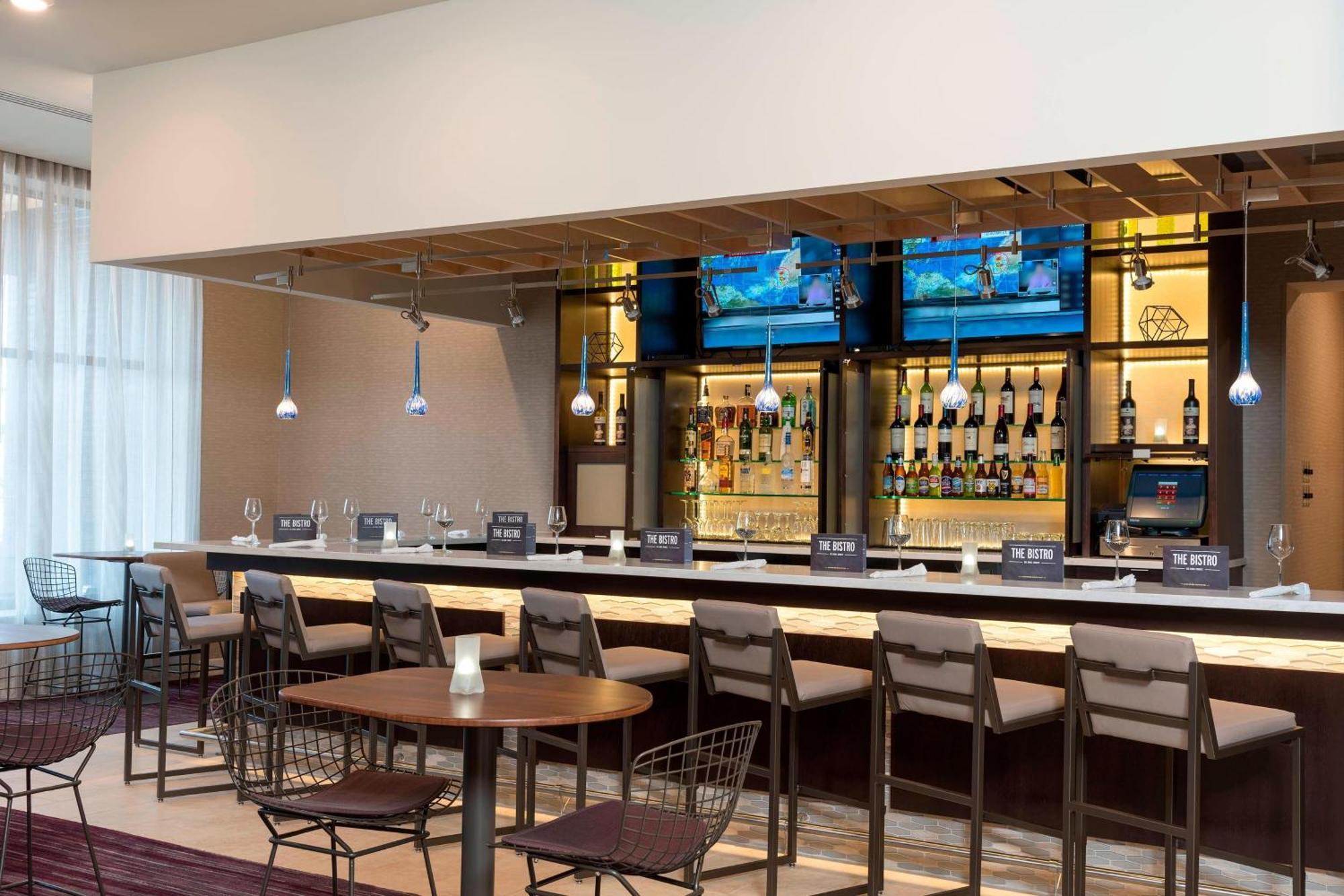 Courtyard By Marriott Mt. Pleasant At Central Michigan University Mount Pleasant Zewnętrze zdjęcie
