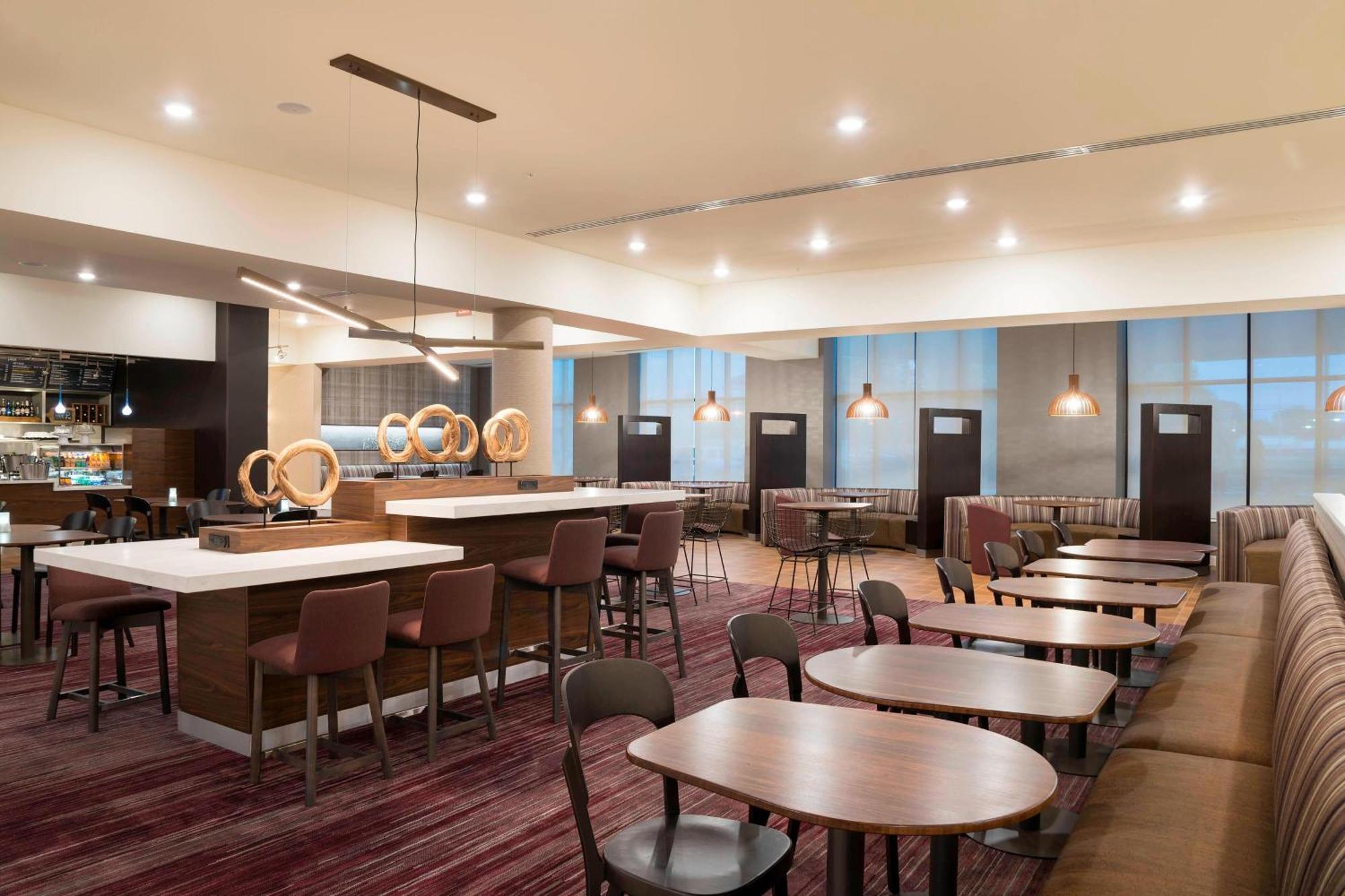 Courtyard By Marriott Mt. Pleasant At Central Michigan University Mount Pleasant Zewnętrze zdjęcie