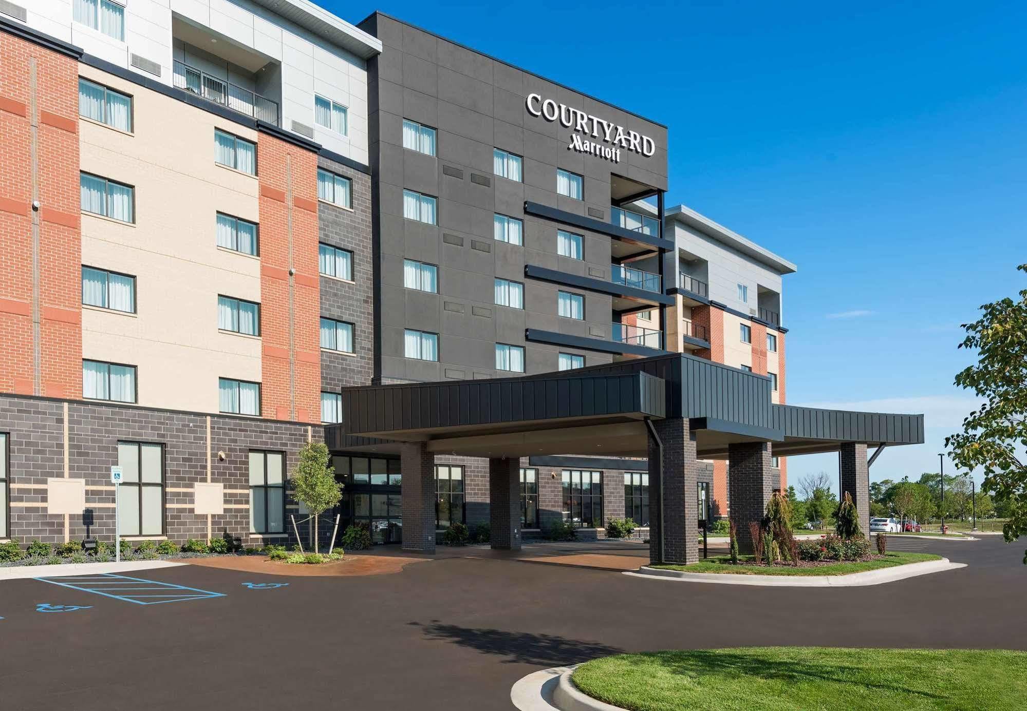 Courtyard By Marriott Mt. Pleasant At Central Michigan University Mount Pleasant Zewnętrze zdjęcie