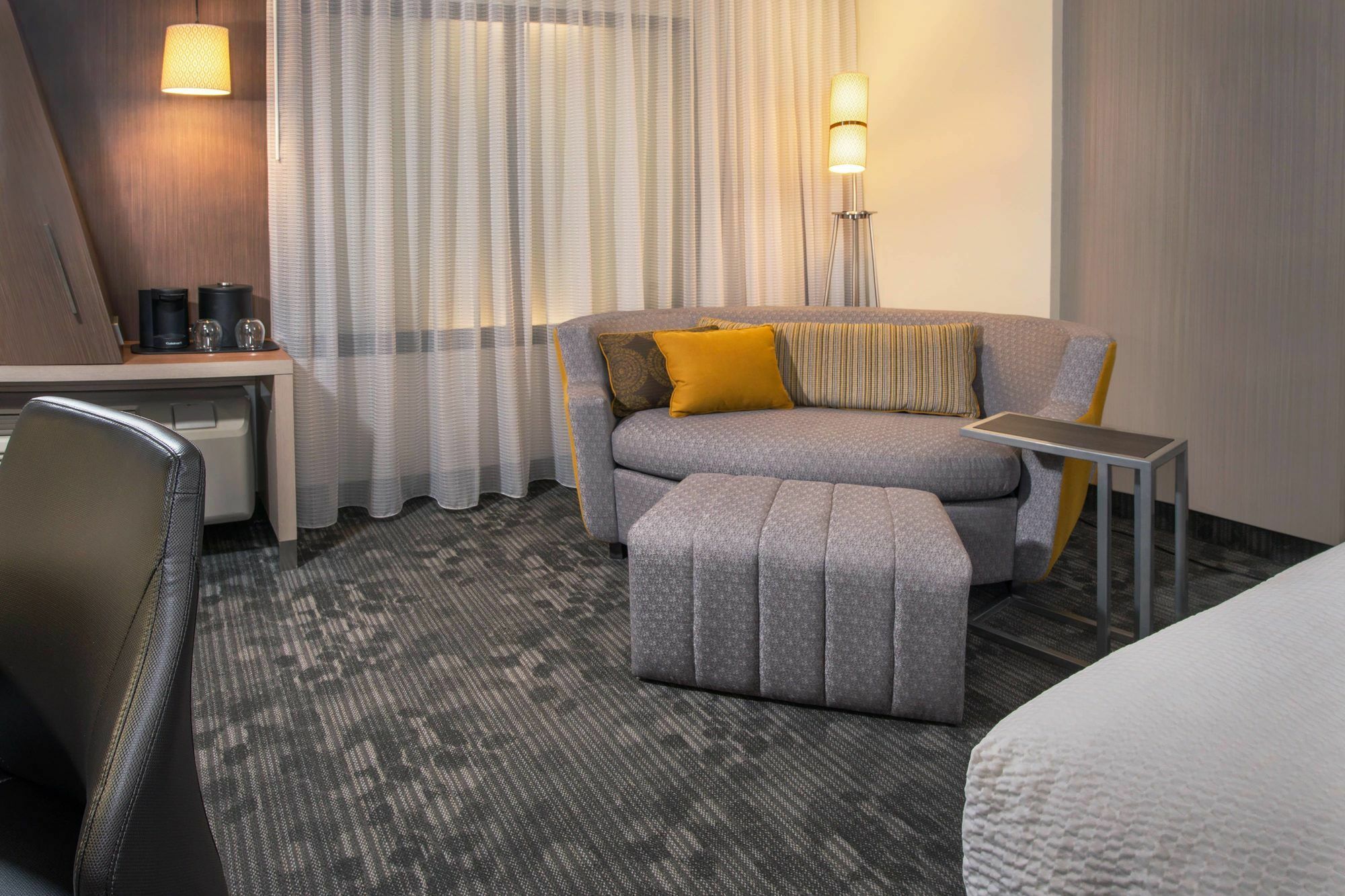 Courtyard By Marriott Mt. Pleasant At Central Michigan University Mount Pleasant Zewnętrze zdjęcie